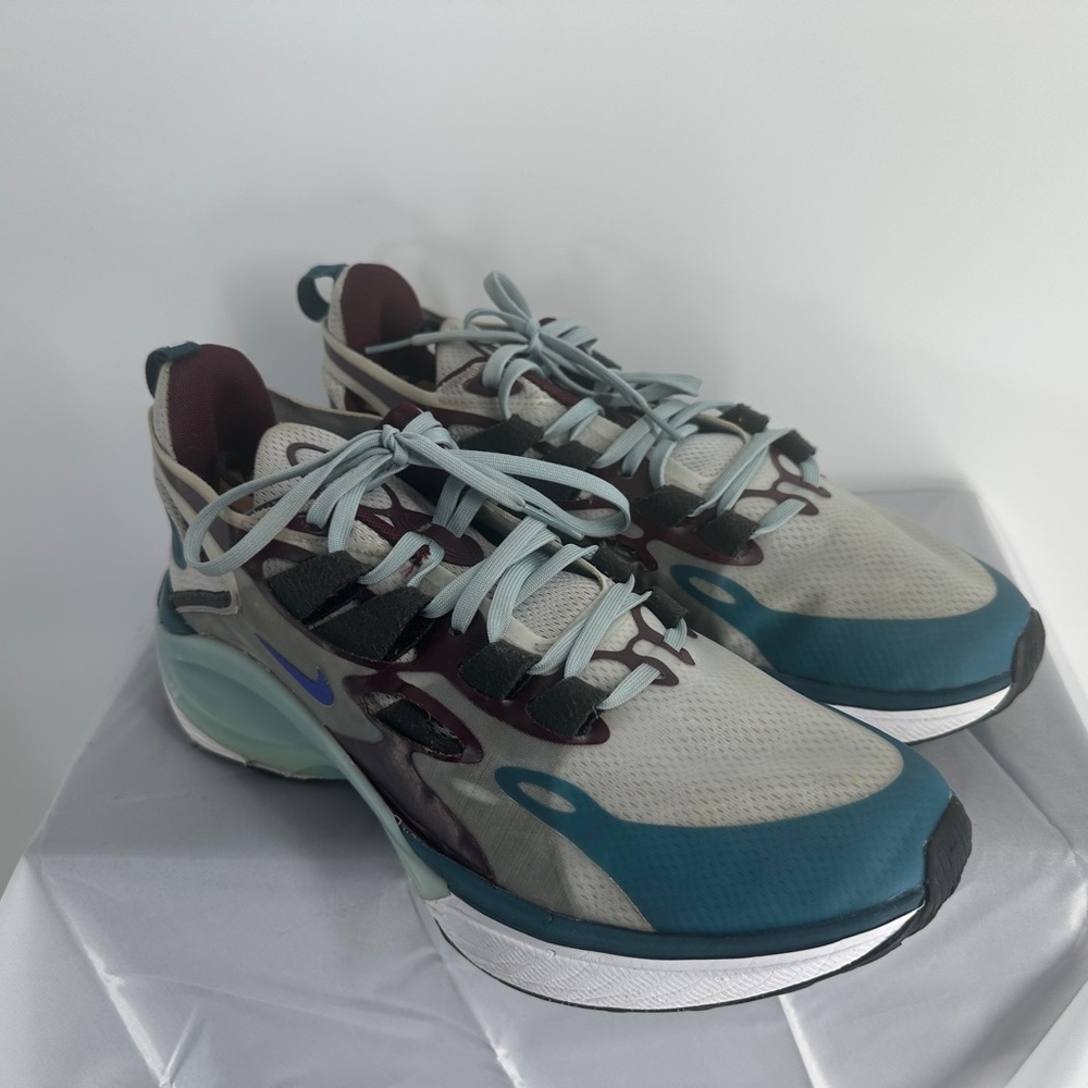 Nike Signal D/ms/x - Pure Platinum / Rush Violet